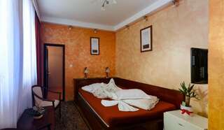 Курортные отели Complex Cabana Ciucas Кейя Номер с кроватью размера «king-size»-1